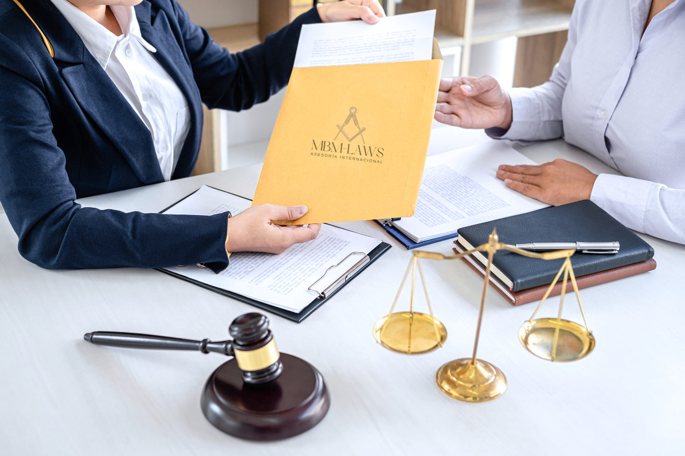 Asesoramiento  especializado en Smart Contracts
